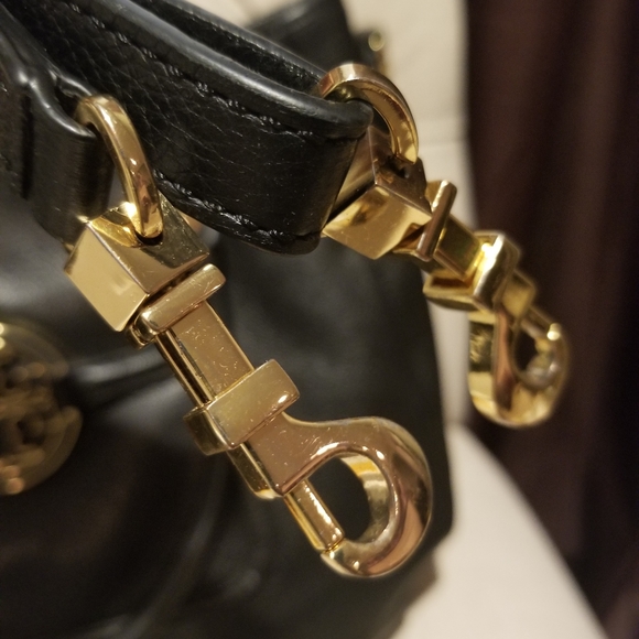Tory Burch Amanda Convertible Crossbody Satchel - Picture 3 of 8